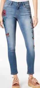 Earl women's embroidered jean